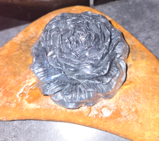 Peony- Black
